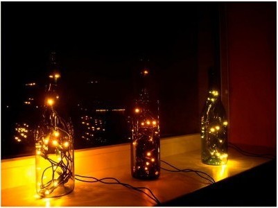 Светлячки за стеклом: светильник из гирлянды в банке, бутылке или вазе